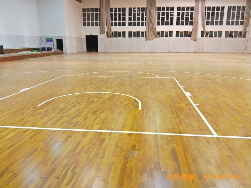 江蘇宿遷消防支隊(duì)籃球館運(yùn)動木地板安裝案例0