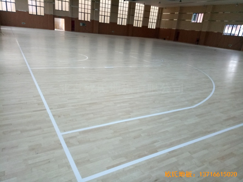 浙江臺州路北街道籃球館體育地板鋪裝案例5