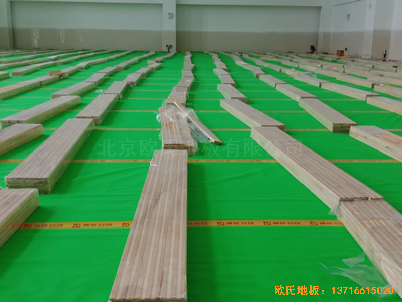 深圳北環(huán)中學運動館運動地板施工案例2