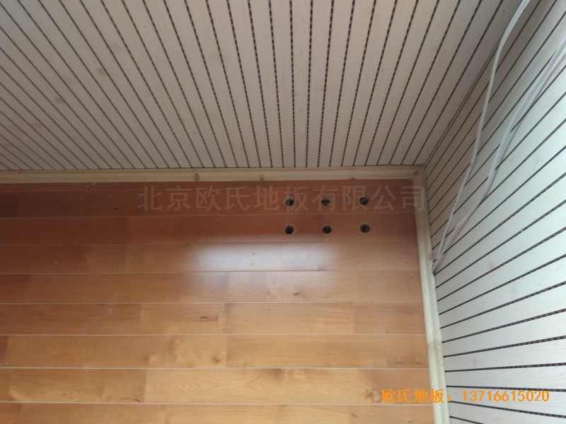 湖南岳麓南雅湘江中學(xué)籃球館運動地板鋪裝案例2