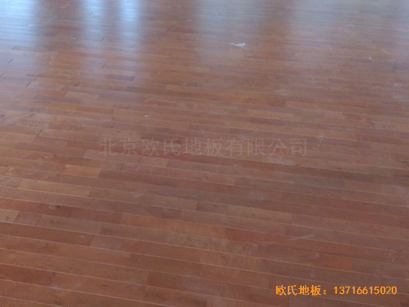 甘肅天水清水縣農(nóng)業(yè)學(xué)院籃球館體育木地板安裝案例4