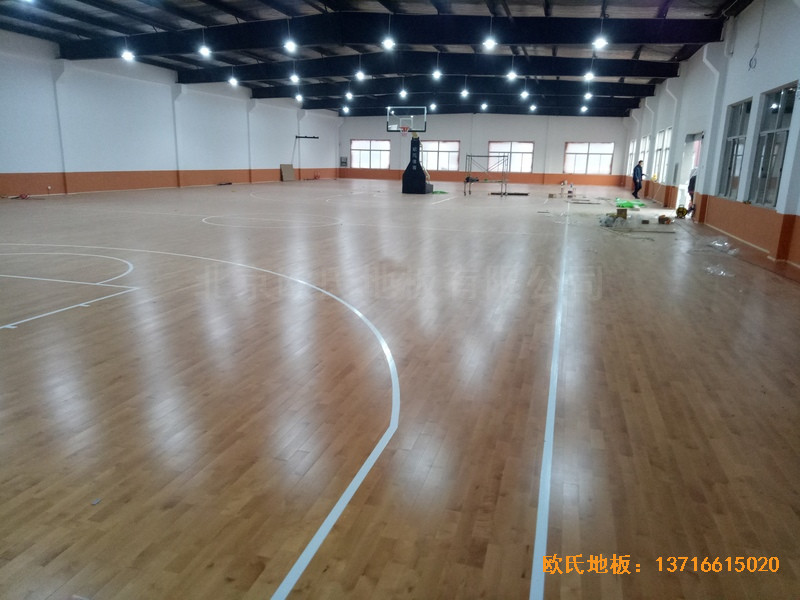 鹽城大豐區(qū)籃球館運動木地板鋪裝案例4