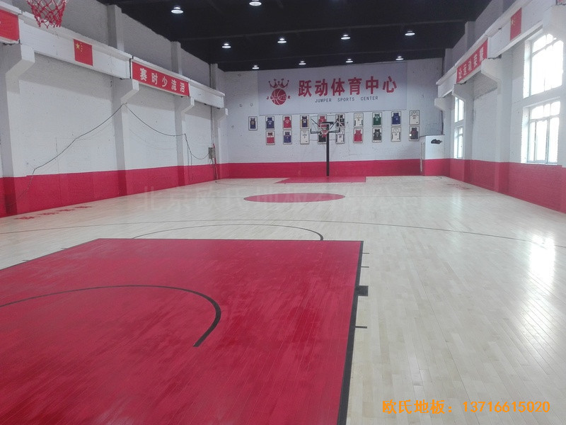 吉林琿春躍動體育中心運動木地板施工案例4