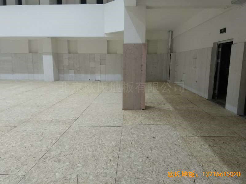 上海濱江文教區(qū)三樓籃球館體育木地板鋪設(shè)案例2