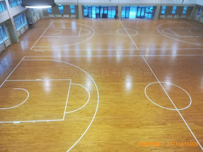 寧夏銀川試驗中學(xué)籃球館運動木地板安裝案例5