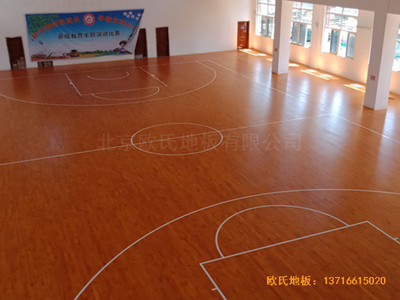 山東菏澤第六實(shí)驗(yàn)小學(xué)籃球館運(yùn)動(dòng)木地板安裝案例
